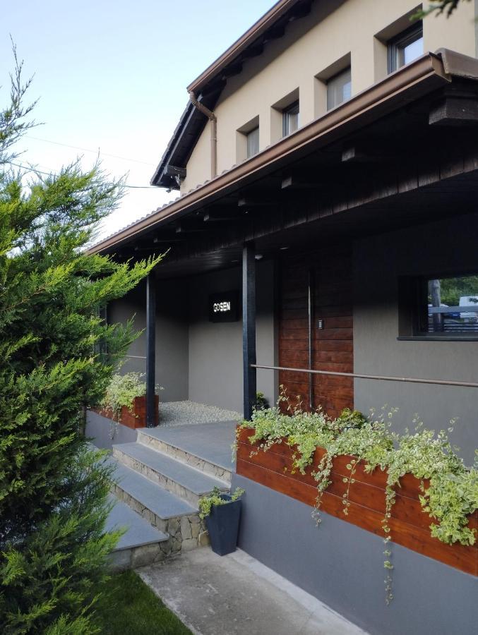 Vila Gosen Sard Exterior foto